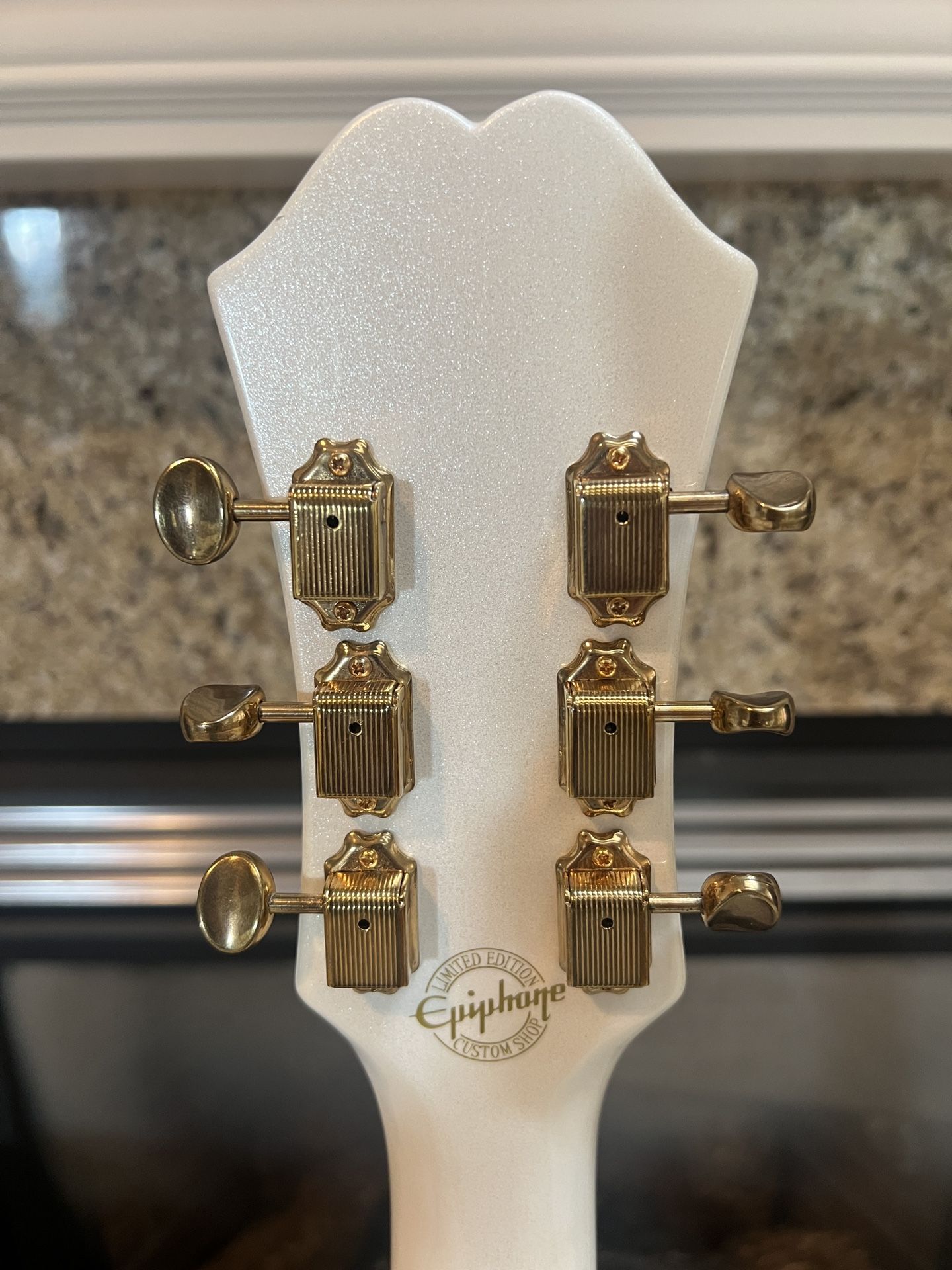 Epiphone Riviera Custom P93 Semi Hollow White $450 (Seattle)