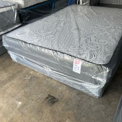 NEW FULL SIZE SET MATTRESS AND BOX SPRING-2pcs 