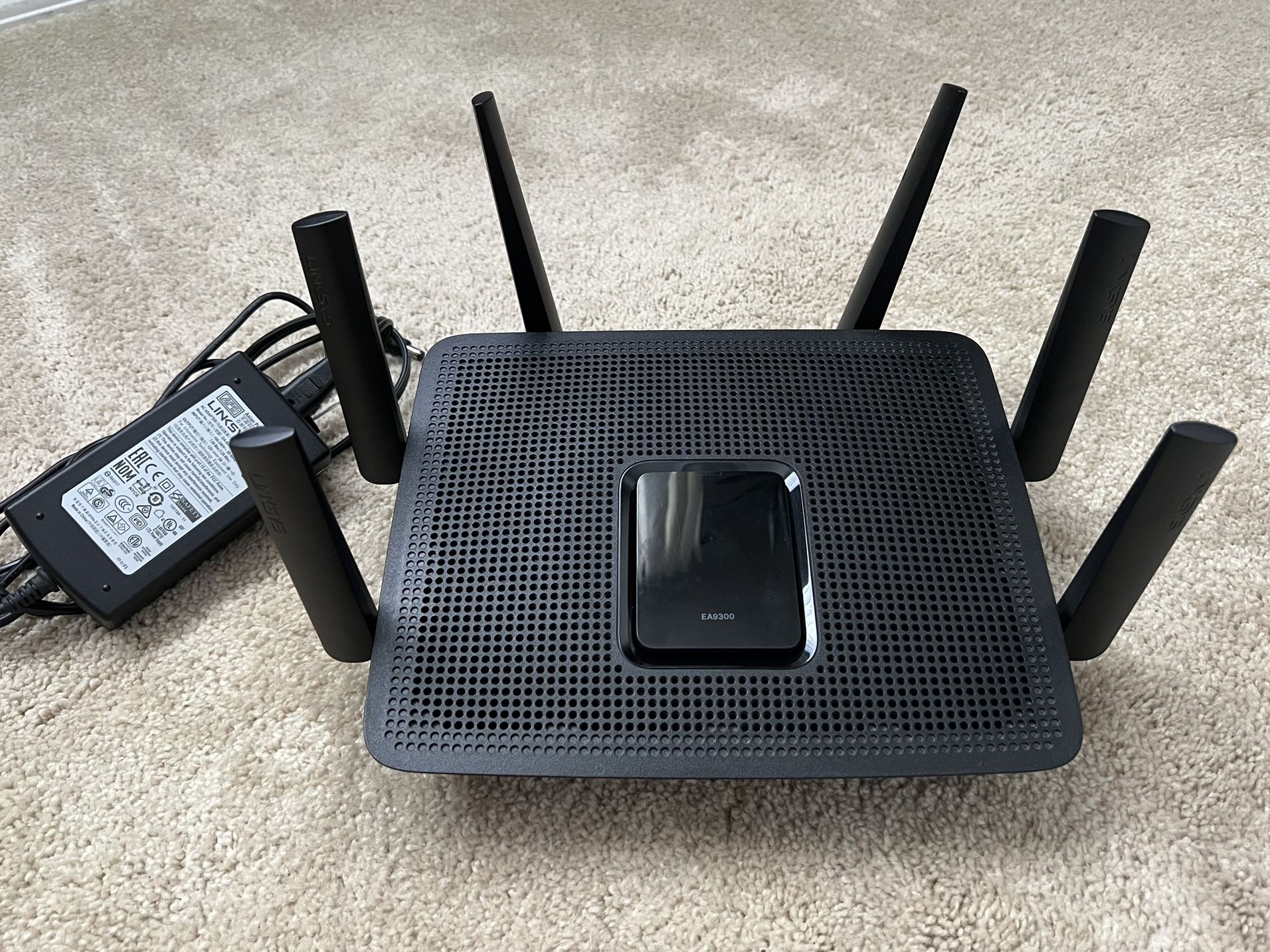 Linksys EA9300 Max-Stream AC4000 Tri-Band 5 Port Wireless Router