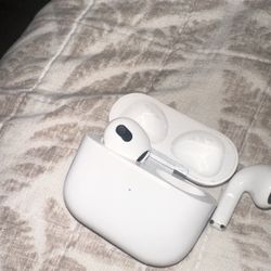 AirPods 3rd Generation 