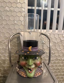 WITCH CANDLE LARGE 16" GRINNING WITCH RESIN TABLE DECOR HALLOWEEN PILLAR CANDLE HOLDER WITCH CANDLE