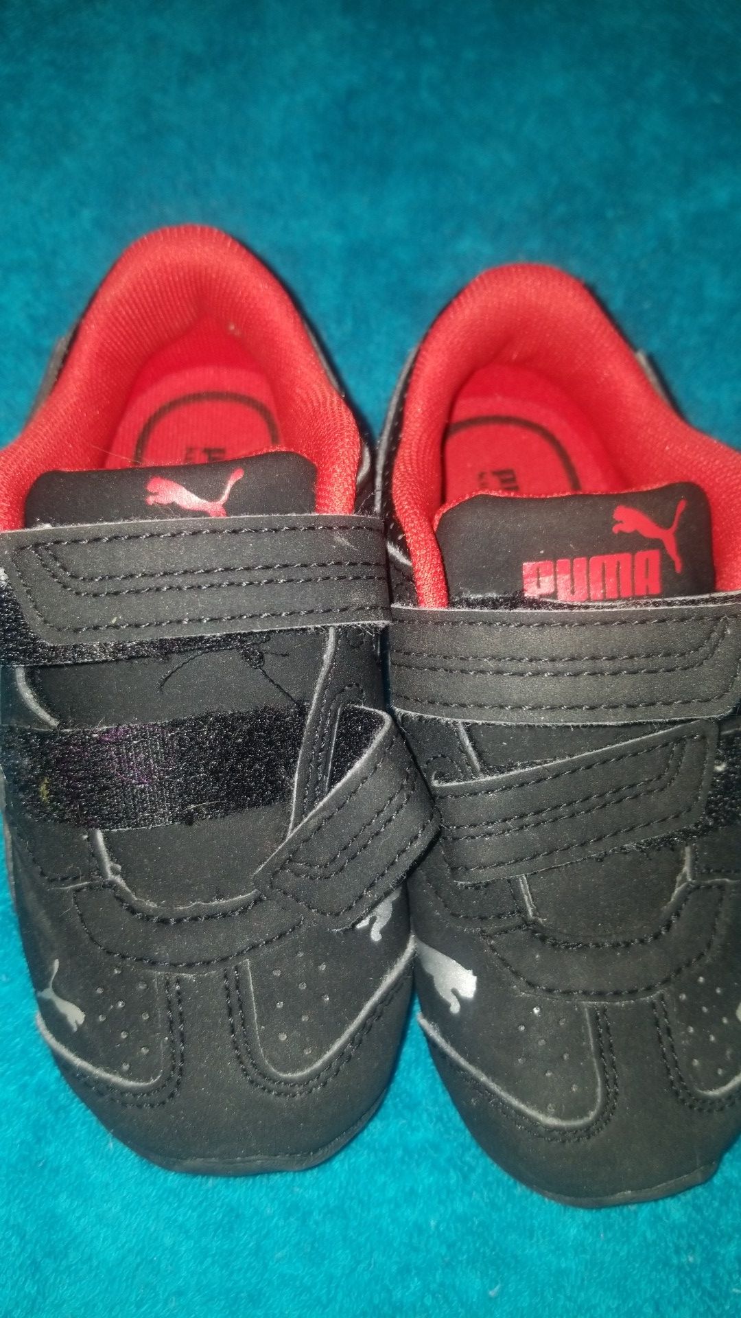 Baby puma shoes size 7