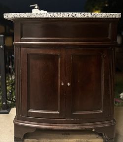 Gorgeous Bathroom Vanity