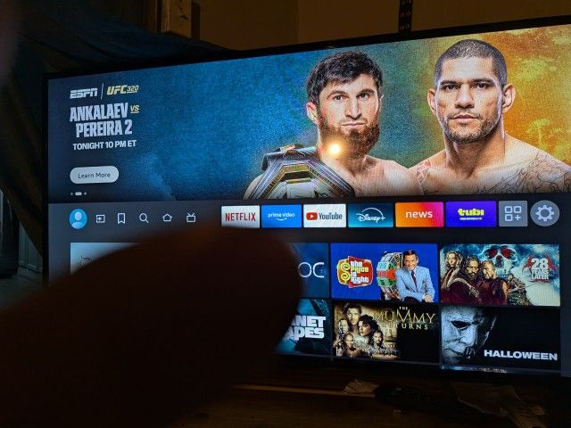 Selling 38" Inch Insignia TV No Remote