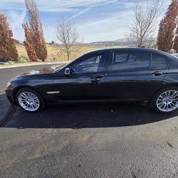 2013 BMW 750