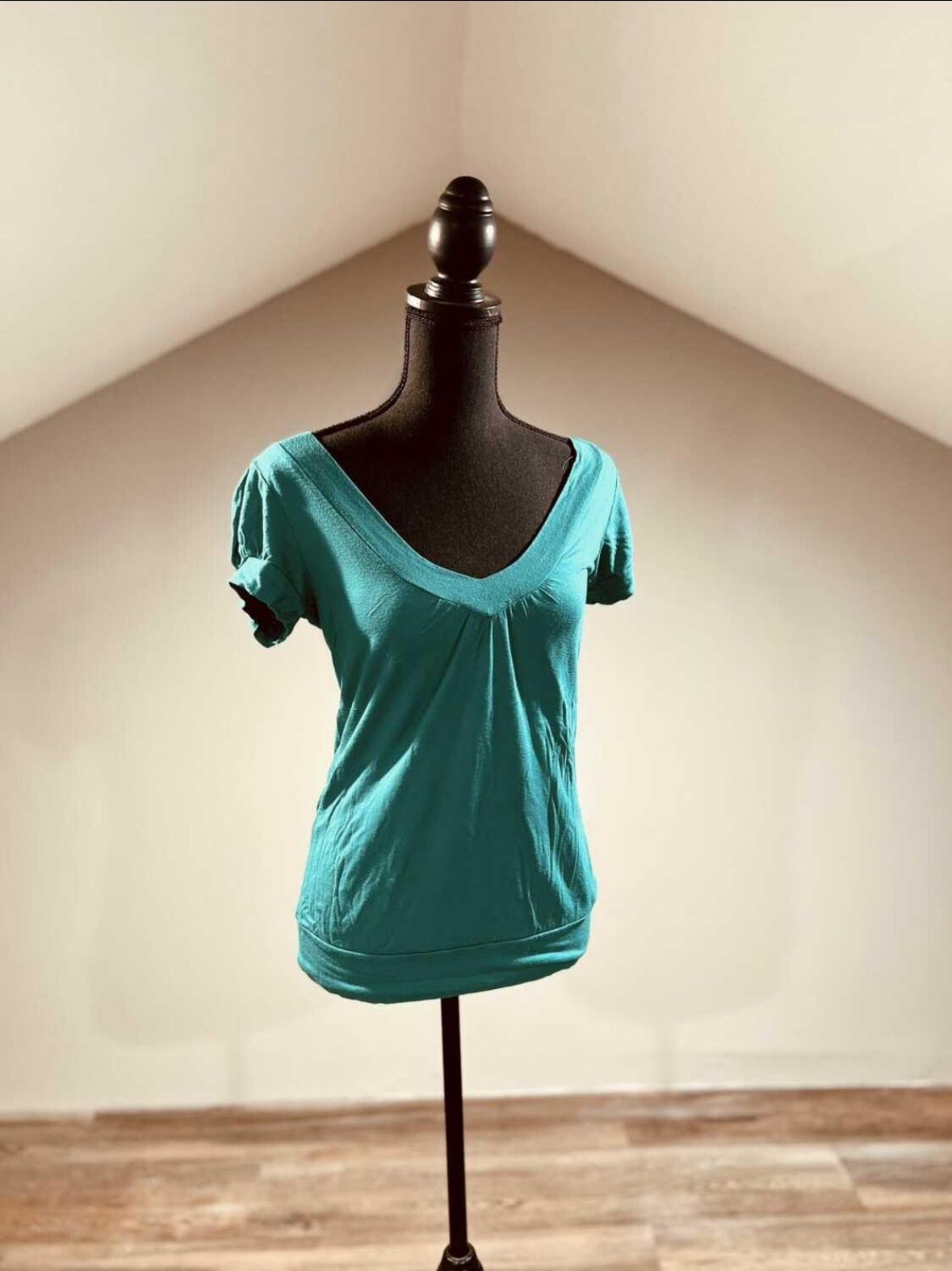 V Neck Top - S