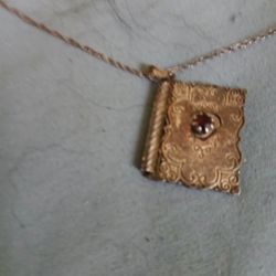 Vintage Sterling Necklace