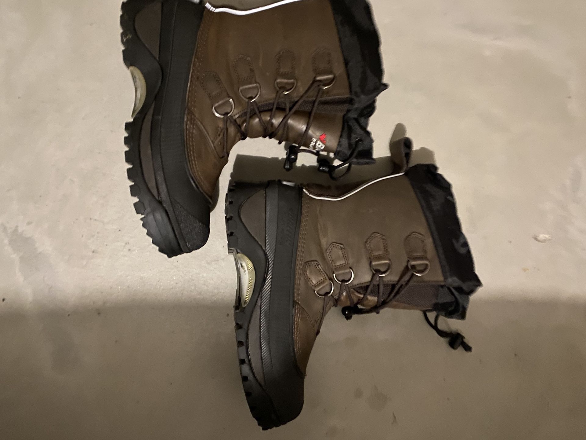 Baffin Men’s Boots Size 10