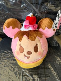 Munchlings Disney scented plush 10”
