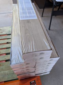 Waterproof Laminate Wood Flooring, 255 SQ FT