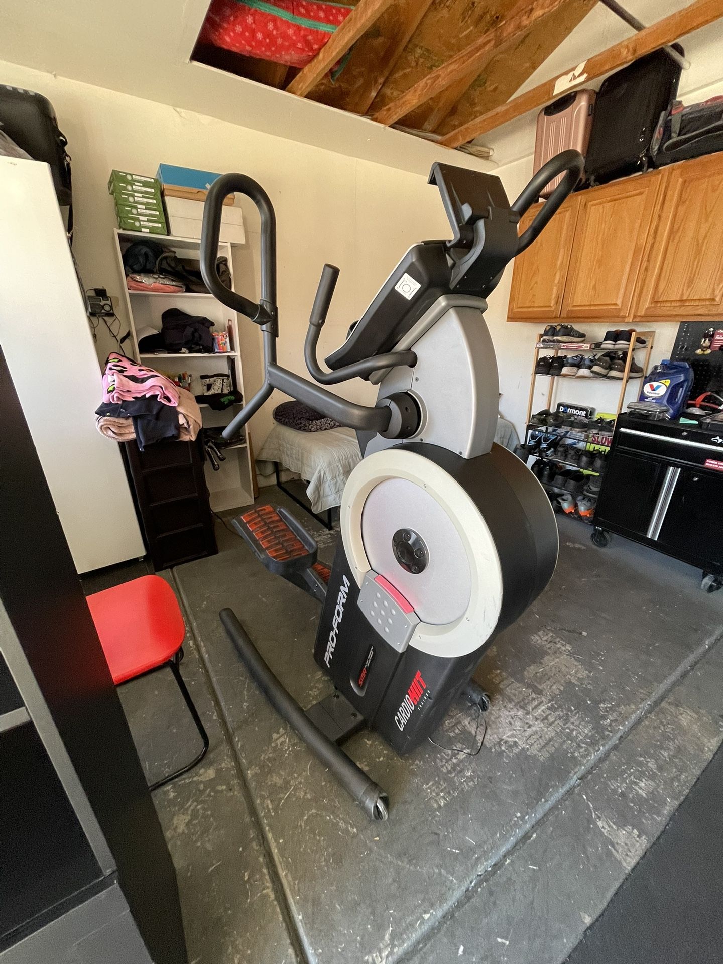 PRO FORM TRAINER MACHINE make me an Offer 🙏