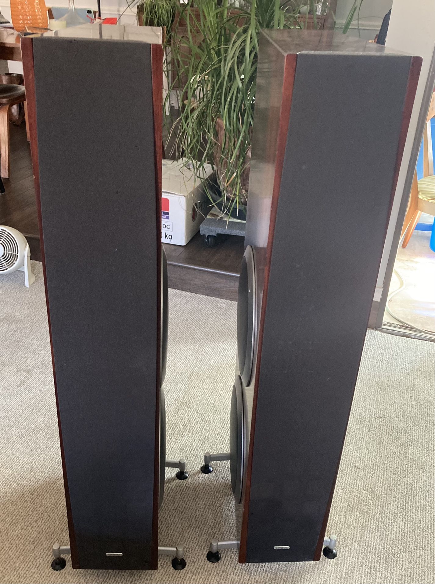 Cambridge SoundWorks T300 Speakers