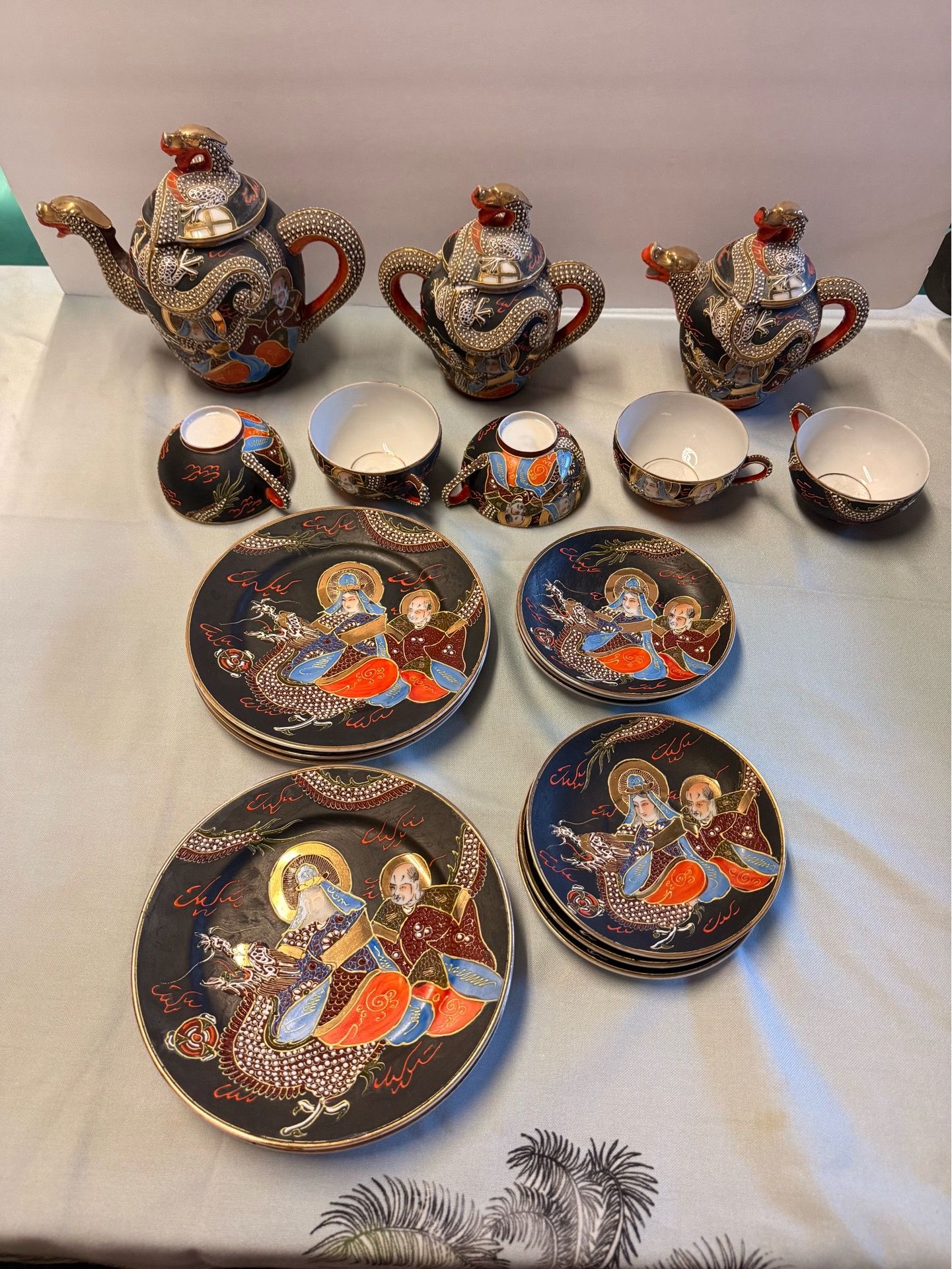 Japanese hand-painted Moriage dragon porcelain set.