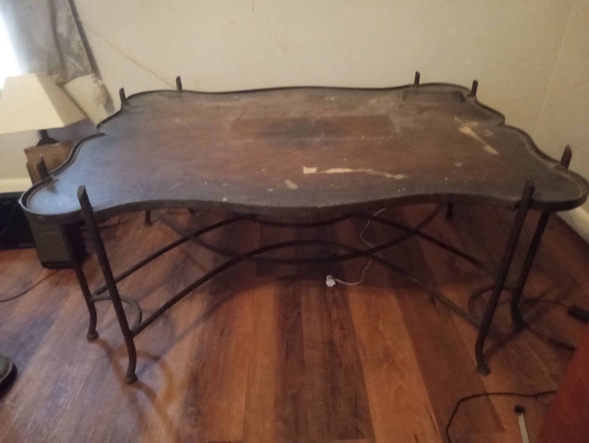 Brown Oak Fox Roux Table 