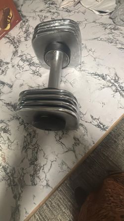 Adjustable Dumbbell for Sale – Great Condition!