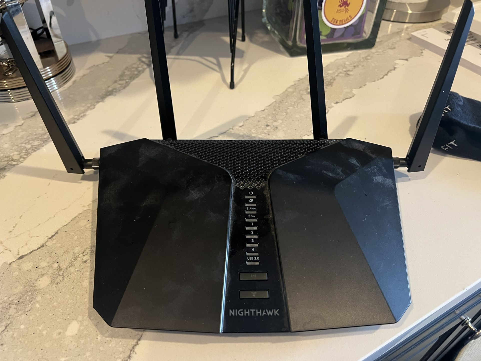 Nighthawk router