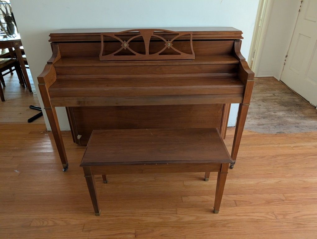Sohmer piano