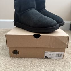 Women’s Classic Mini II Black Ugg Boots Size 8 