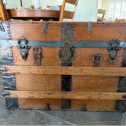 Great for coffee table or storage piece