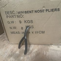 $$80.00/box , 1 Box Of 120 Pc New Bulk Drop Forged Stainless 4.5” Mini Bent Nose Plies 