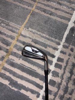 Titleist U505 4 Iron Utility 22° HZRDUS Black 80 Stiff