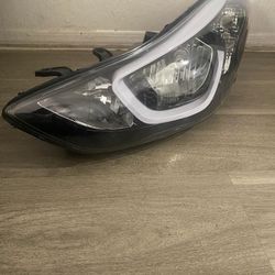 2014 + Hyundai Elantra Lh Headlight 