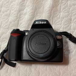Nikon D40 Camera -working! No Lens But All Other Accessories!- $45