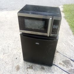Microwave+Refrigerator 30.00