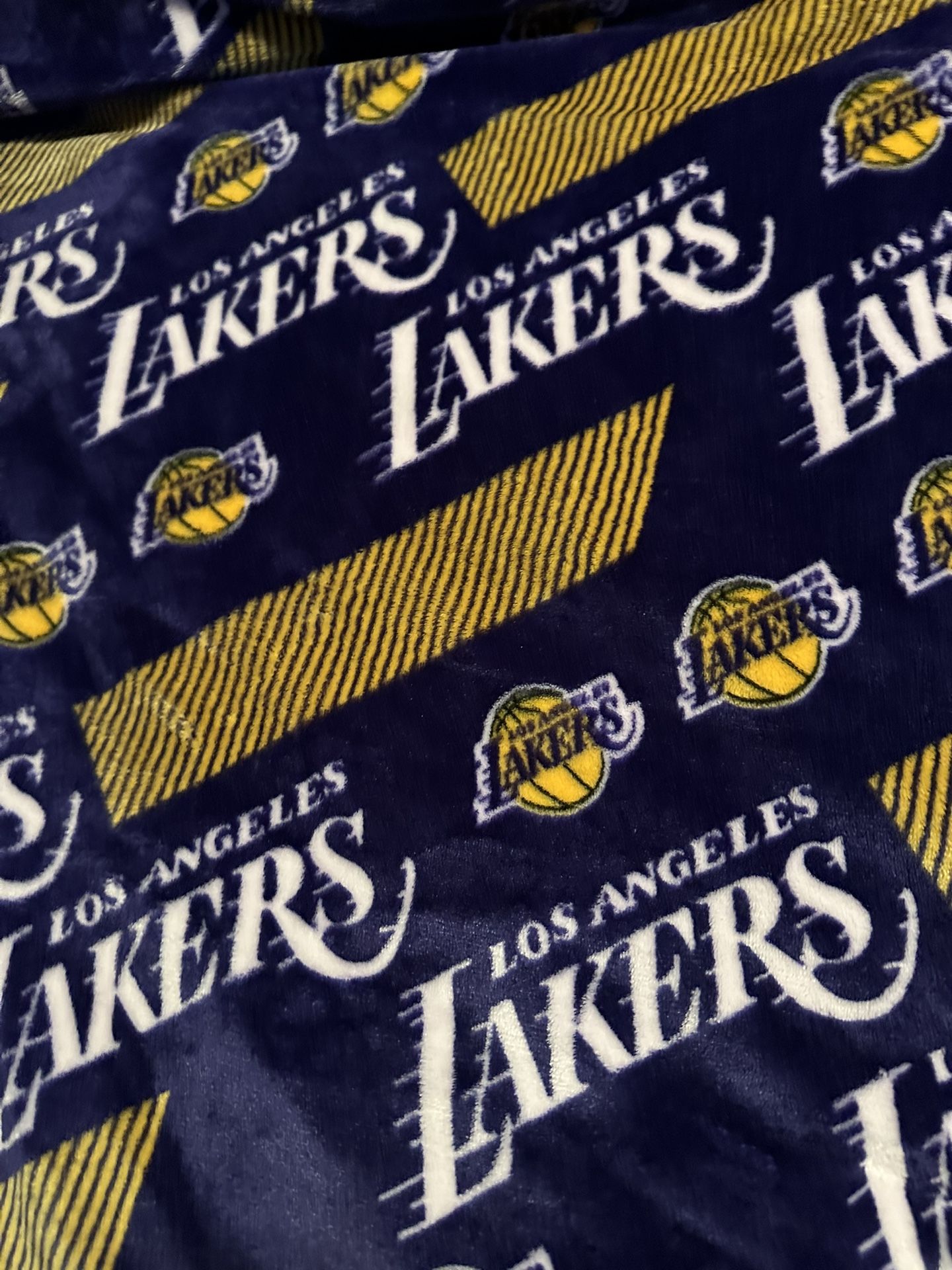 New Lakers Blankets π