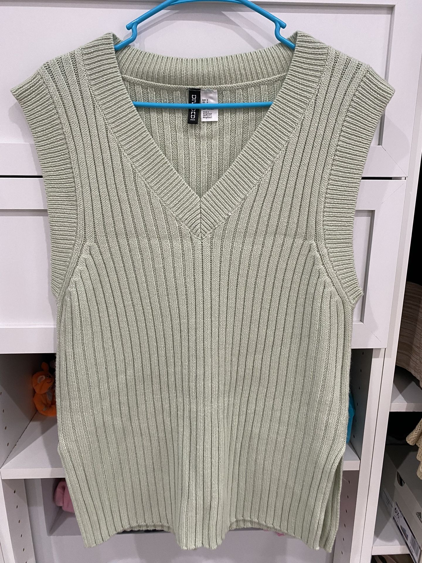 H&M Sweater Vest
