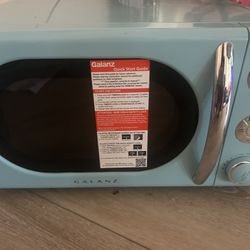 Barely Used Microwave 