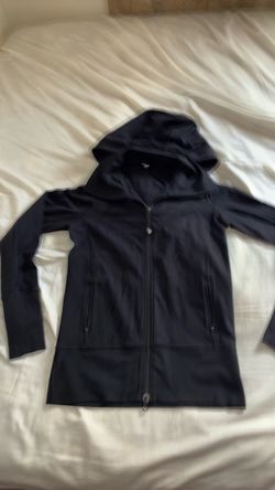 Lululemon sizes 6-8