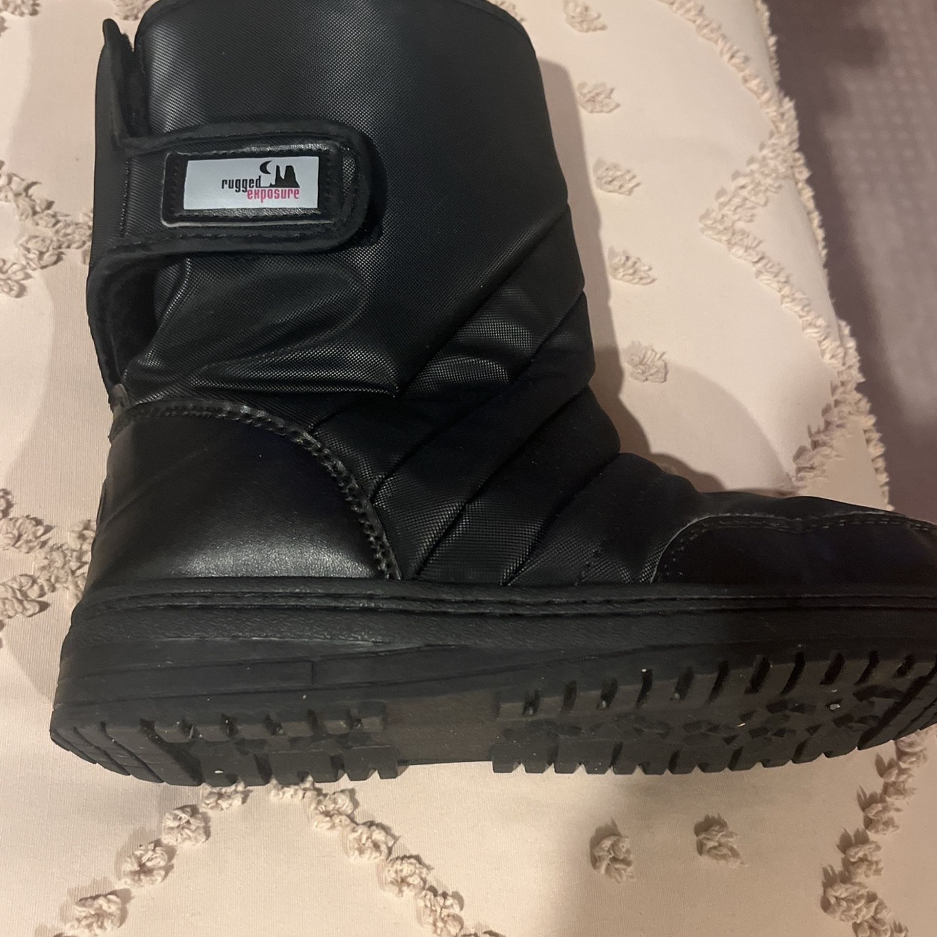 Snow Boots Boys Size 5