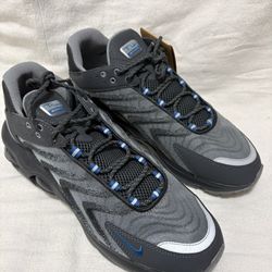 NIKE AIR  MAX TW  NN, 11 & 11.5 men’s 