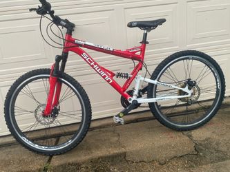 Schwinn 26” Mountain Bike. New tube in the front. Pickup location: 10626 Atwell, Houston, 77096