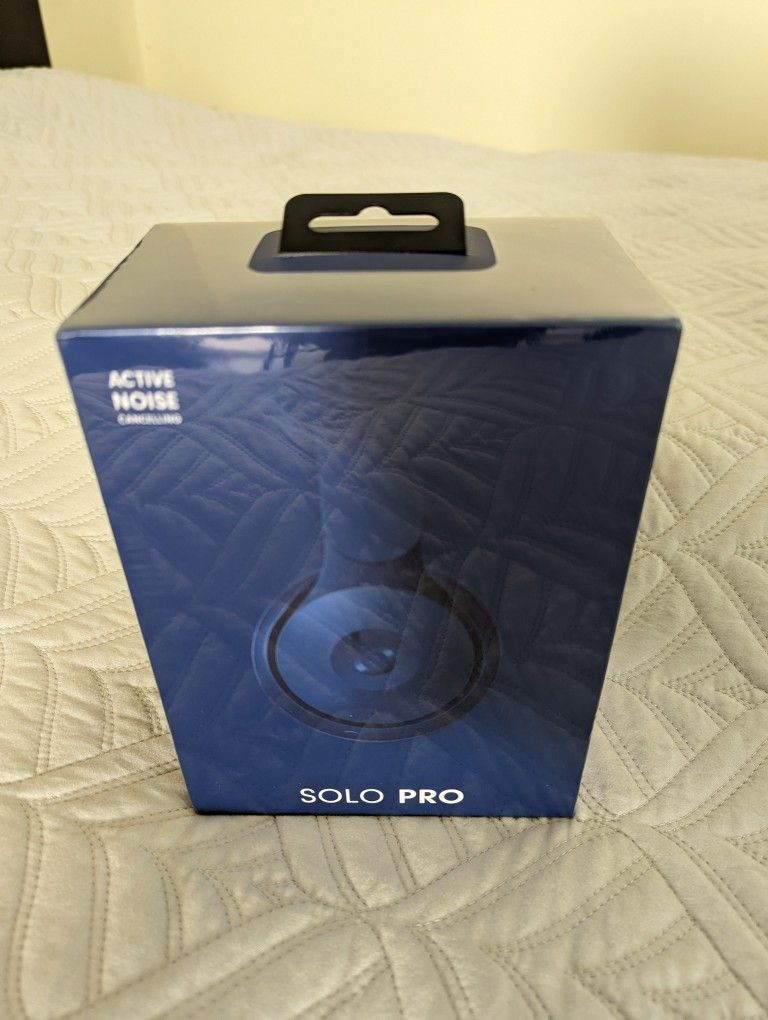 Beats Solo Pro Wireless Headphones