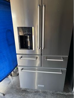 Fridges for sale are Plugged in free Deliver