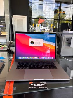 MacBook Pro 15” Core-i7 16GB Chip 512SSD! 90 Day warranty! We offer financing.