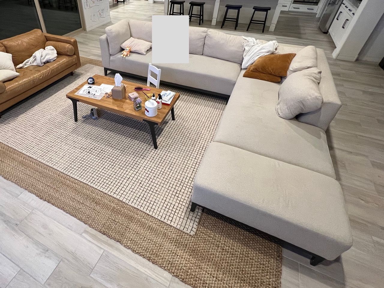 L Couch With Ottoman