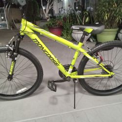 **BRAND NEW** 24" MONGOOSE INERTIA BIKE