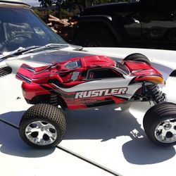 Traxxas Rustler Rc Car