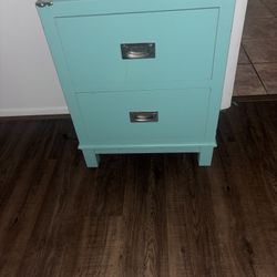 DRESSER/ SIDE TABLE 