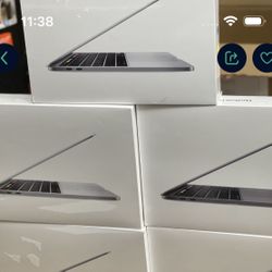 MACBOOK PRO WITH TOUCH BAR 2020(M1)