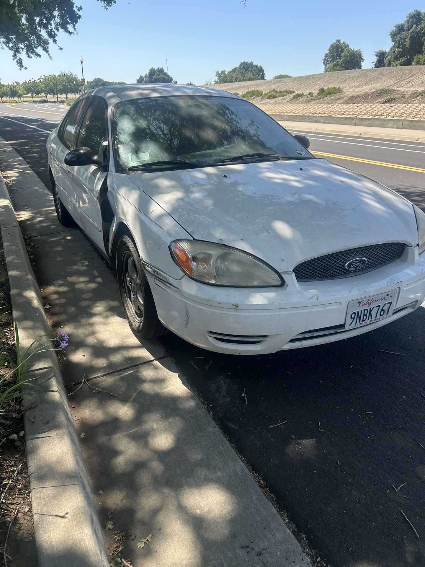 2006 Ford Taurus