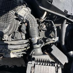 2011-2019 INFINITI M37 Q70 AIRBOX CLEANER LEFT DRIVER SIDE