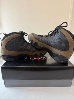 Retro Jordan 9s Olive men size 10.5