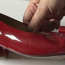 Red Pattern Lether Bow Pump 7 