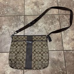 Big coach crossbody purse