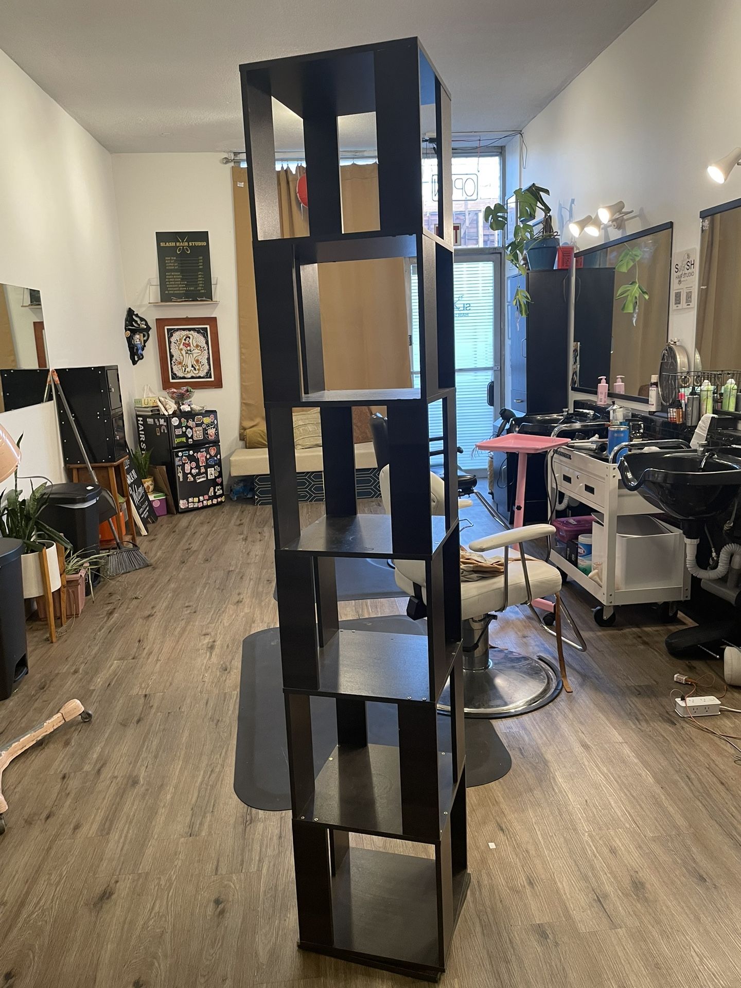 Shelf (spins)