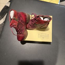 L’Artiste Spring Step Burgundy Floral Lace-up 